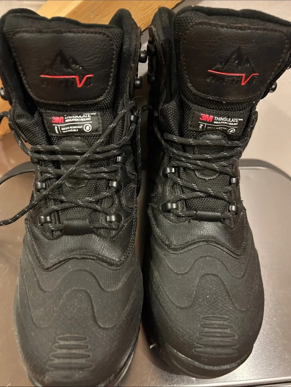 3M Thinsulate Black Men's Insulated Lace-Up Work Boots with Red Logo Accent